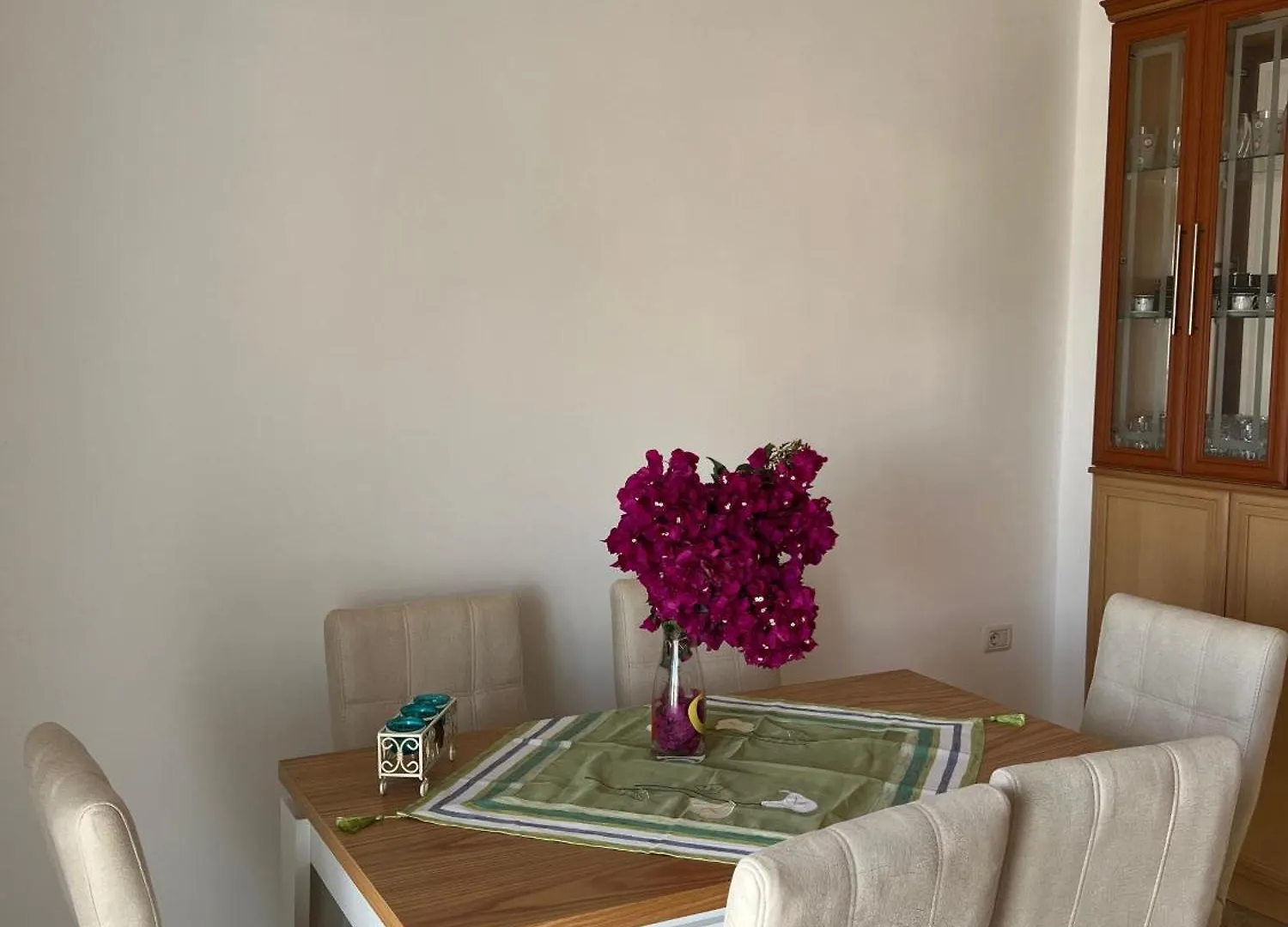 Natasha'S Apartments Sarande