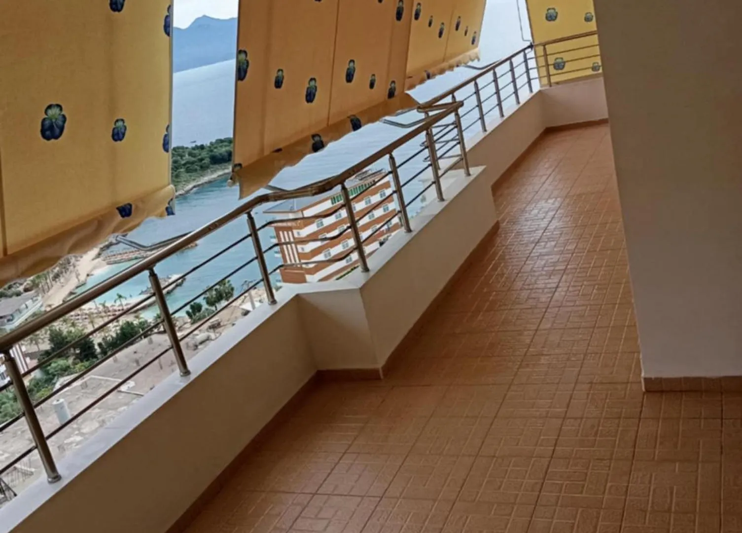 Natasha'S Apartments Sarande